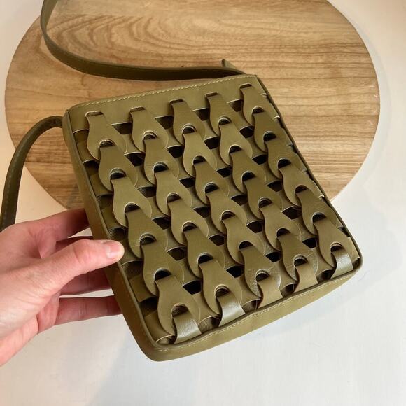 Green Woven Weaved Square Small Vegan Leather Crossbody Bag - Picture 11 of 16